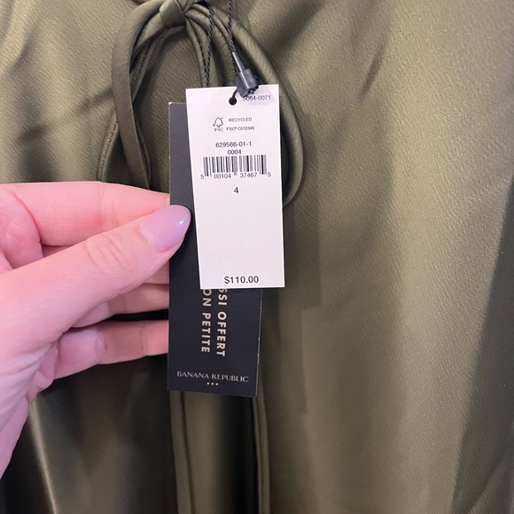 NWT. Banana Republic green midi dress sz 4 regular - Picture 7 of 8